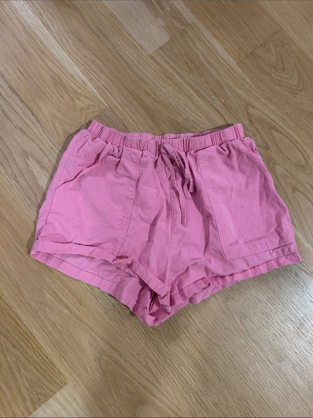 Pink Women's Drawstring Linen-Blend Shorts